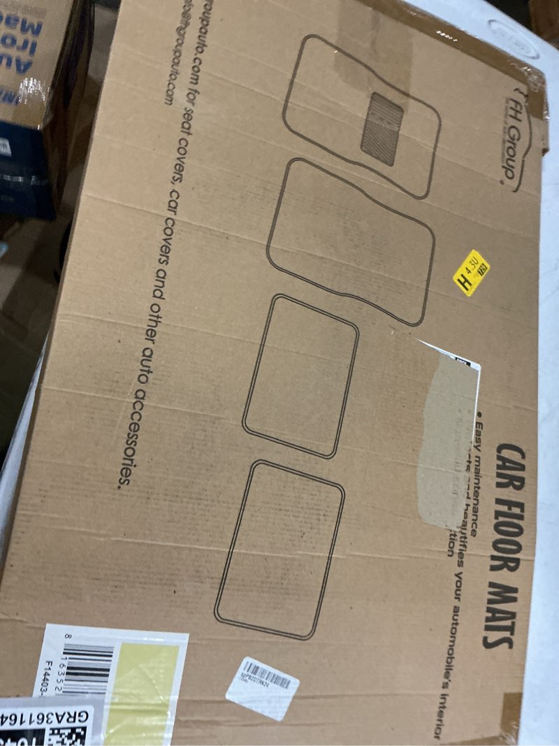 Condition photo showing New/Like New for fh group car floor mat 4 piece set driver's seat with heel pad deluxe front 66 x 43 cm rear 32 x 43 cm beige