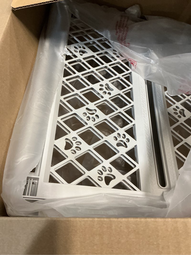 Condition photo showing Good Condition for mypet north states paws portable pet gate: 26-40" wide. pressure mount. no tools needed. made in usa. dog gate 23" tall, expandable, durable dog gates for doorways, light gray