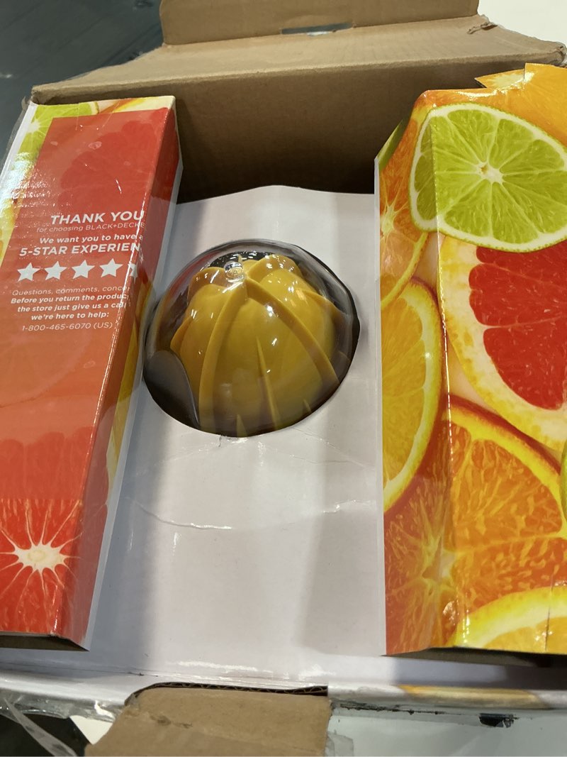 Condition photo showing Good Condition for black+decker 32oz electric citrus juicer, cj625, pressure activated, adjustable pulp control, dishwasher-safe small (pack of 1) cj625