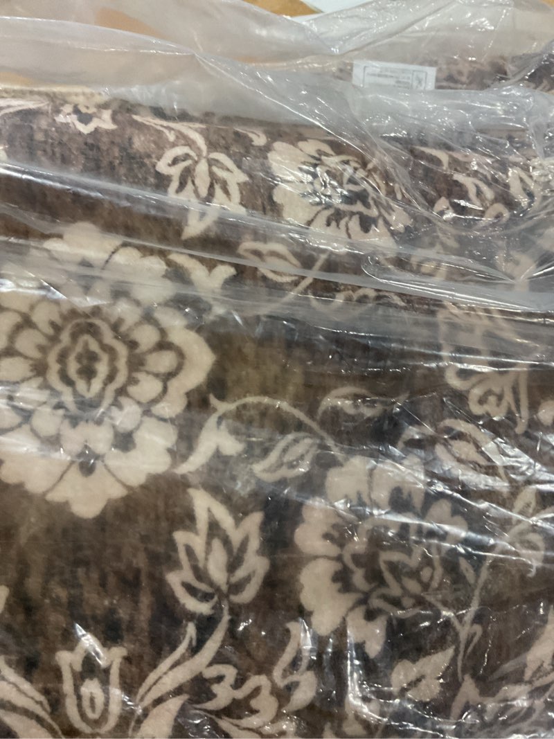 Condition photo showing New/Like New for dark wood brown 5x7 rugs for living room bedroom, washable rug with vintage farmhouse moroccan floral trellis pattern, non slip low pile soft carpet rugs for den/home office/kitchen/foyer dark wood 5' x 7' (rectangular)