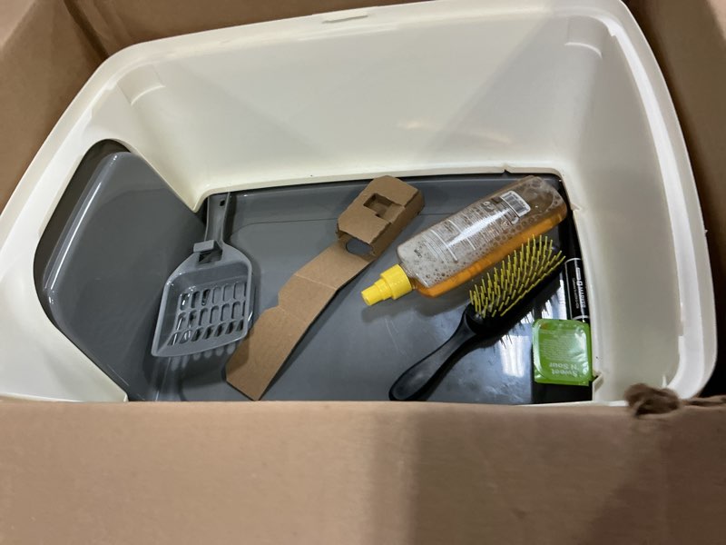 Condition photo showing As Is for amazon basics large cat litter box with high sides, open top for easy access, includes scoop with storage, 19" x 15" x 11.75", grey/beige grey/beige open top