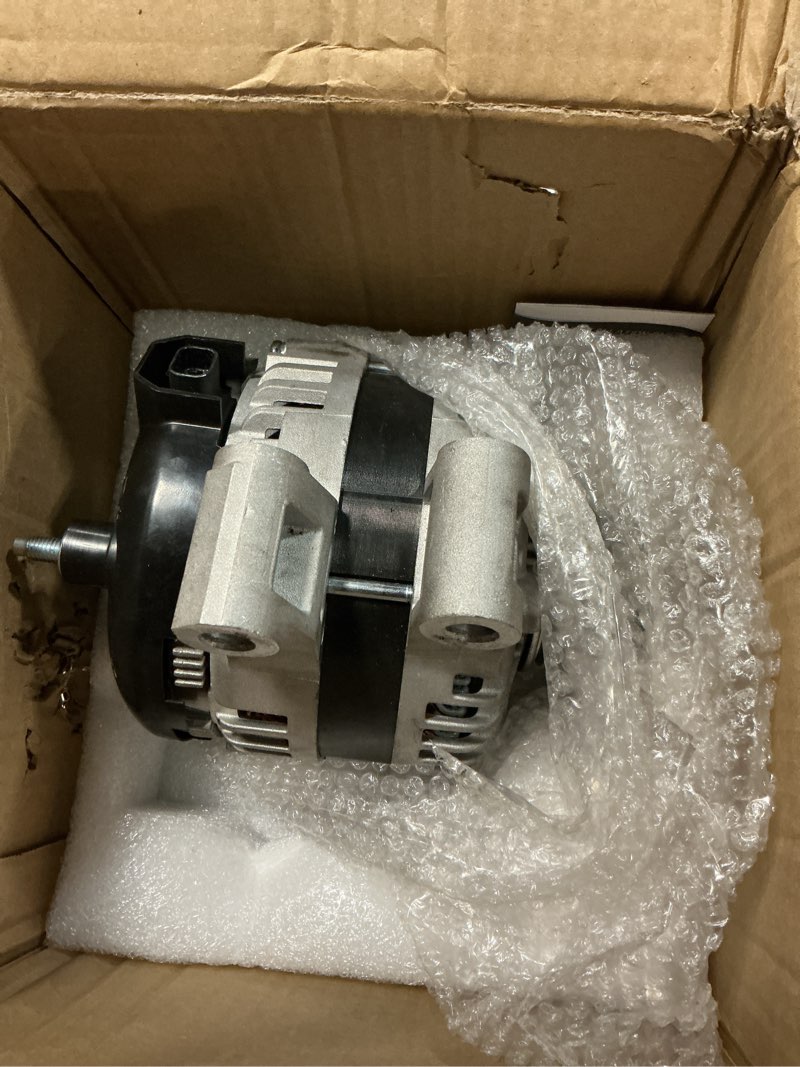 Condition photo showing Good Condition for ocpty alternators for chevrolet traverse 2009-2016,for buick enclave 2008-2016,for gmc acadia 07-16,for saturn outlook 07-10,v6 3.6l?12v 170amp sc6 pulley class replace 20838975 104210-6310 11252