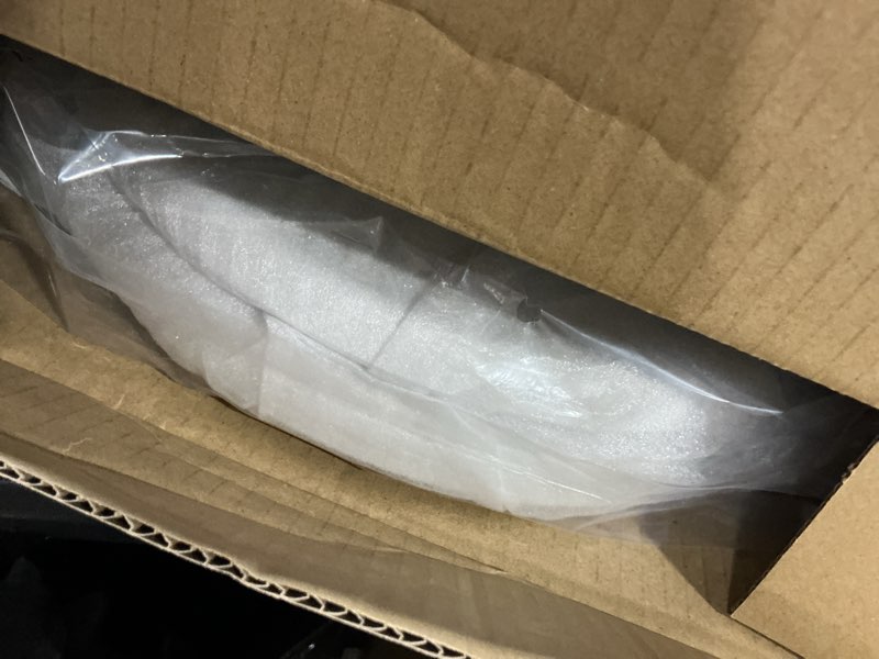 Condition photo showing Good Condition for toto® softclose® slow close elongated toilet seat and lid, cotton white - ss114#01 cotton white elongated seat
