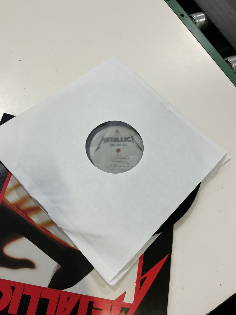 Condition photo showing New/Like New for kill 'em all