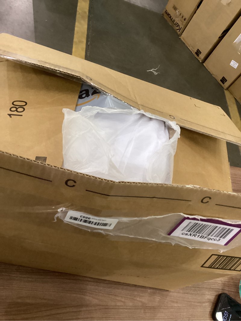 Condition photo showing Good Condition for Blanket