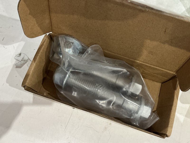 Condition photo showing Good Condition for lower control arms to shock bolt & nut fit for jeep grand cherokee 2005-2010 commander 2006-2010, replace 6102252aa 6503047