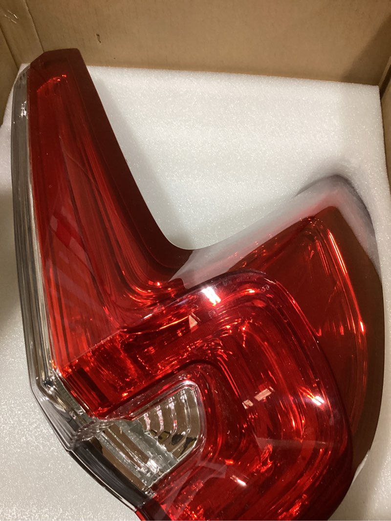 Condition photo showing New/Like New for nakkaa ho2805113 tail lights assembly outer right side compatible with cr-v crv 2017-2019 passenger rear brake lamp 33500tlaa01 33500-tla-a01