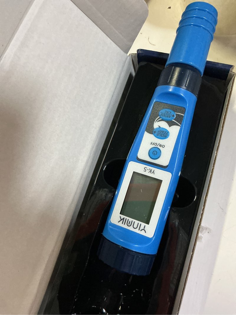 Condition photo showing As Is for yinmik ph salt meter 5 in 1 ph tds ec salinity tester for pool spa aquarium hydroponic saltwater digital ph and ppm tester for household drinking water hot tub home brewing fish tank… 5 in 1 blue color