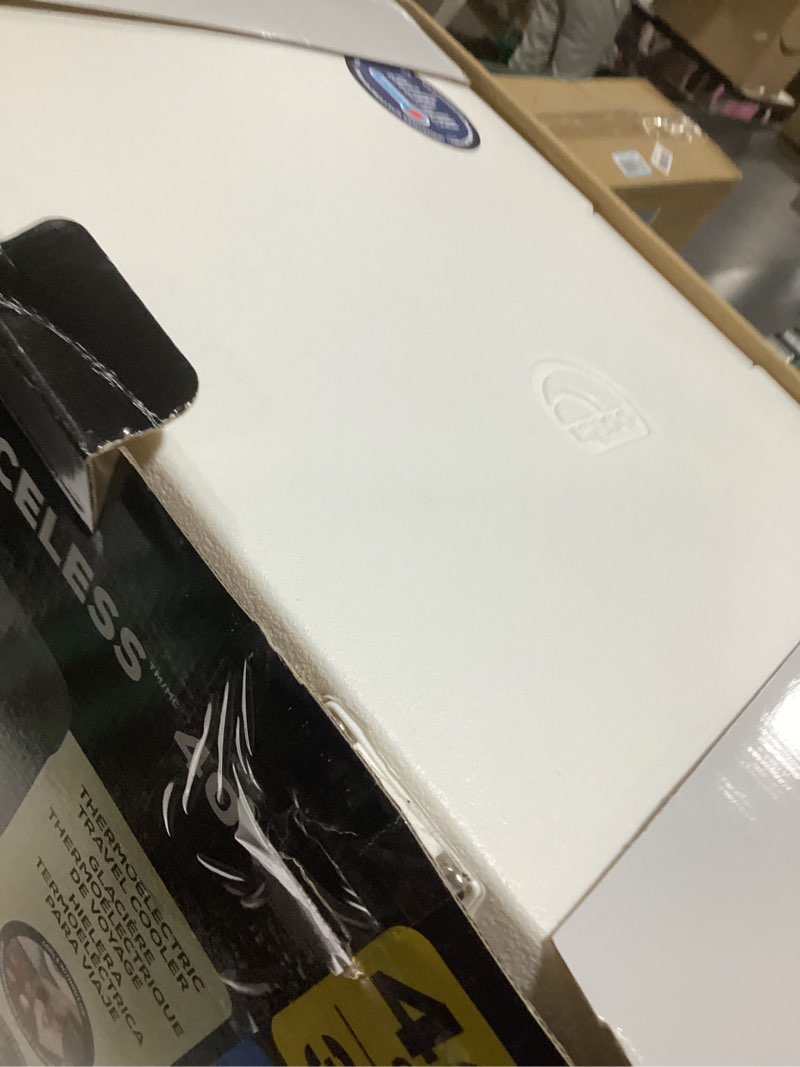 Condition photo showing Good Condition for Igloo Iceless 40qt Portable Thermoelectric Cooler - Gray