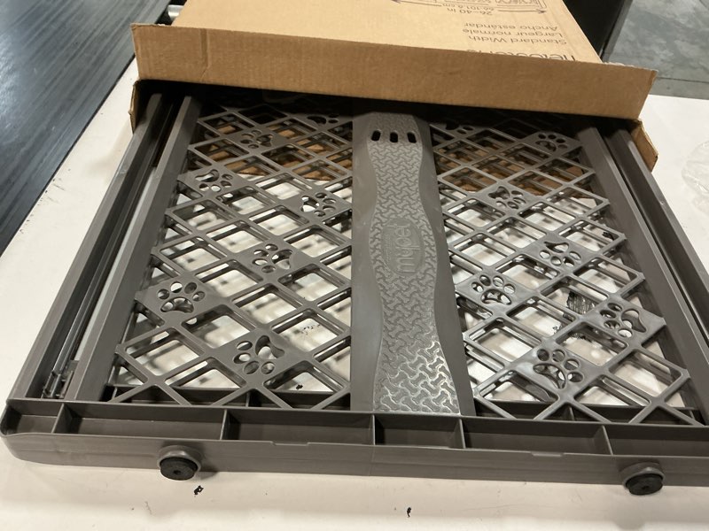 Condition photo showing Good Condition for mypet north states paws portable pet gate: 26-40" wide. pressure mount. no tools needed. made in usa, 23" tall, expandable, durable dog gates for doorways, fieldstone gray