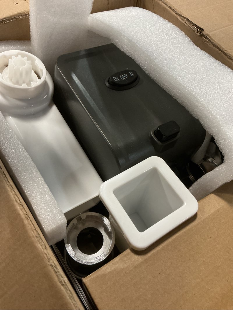 Condition photo showing Good Condition for flyseago meat grinder electric 9-in-1 grinder 1700w for meat with attachments sausage maker, kubbe kit stainless steel juicer, 3 grinding plates meat grinder for home & kitchen gray
