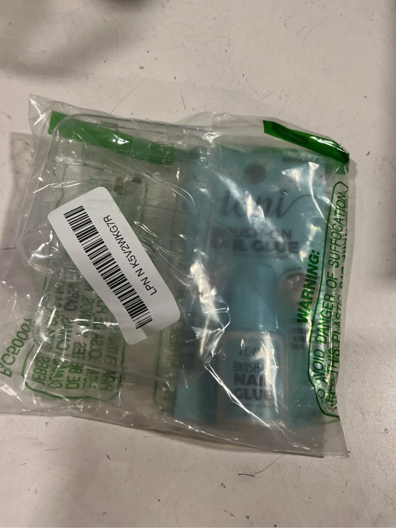 Condition photo showing As Is for 12pcs Press on Nail Storage Box with 60 Pcs Adhesive Double Sided Tape Acrylic Nail Display Box Artificial False Nail Box Organizer Fake Nail Case Transparent Nail Packaging Boxes for Nail Salon 12PCS Round Clear