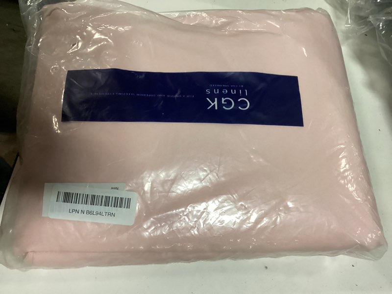 Condition photo showing New/Like New for kids twin size pink bed sheets - 3 piece kids pink microfiber sheet set - 1 flat & 1 fitted & 1 pillowcase - breathable & machine washable - soft bedding for boys, girls, teens & toddlers - oeko-tex 42 - kids light pink twin