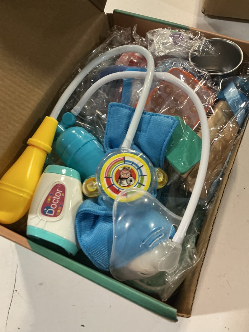 Condition photo showing Good Condition for sundaymot doctor kit for kids, 34 pcs pretend playset for toddlers, doctor kit for toddlers 3-5, with medical bag, stethoscope and other accessories, for boys and girls fun role playing game
