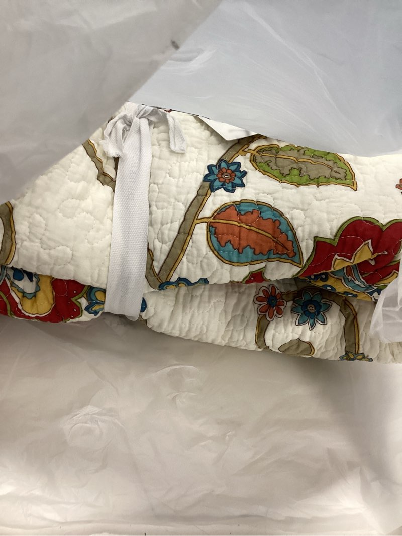 Condition photo showing Good Condition for levtex home - clementine quilt set - king/cal king quilt 106x92in. + two king pillow shams 36x20in. - floral - orange, yellow, teal, green, blue, red and white - reversible - cotton fabric