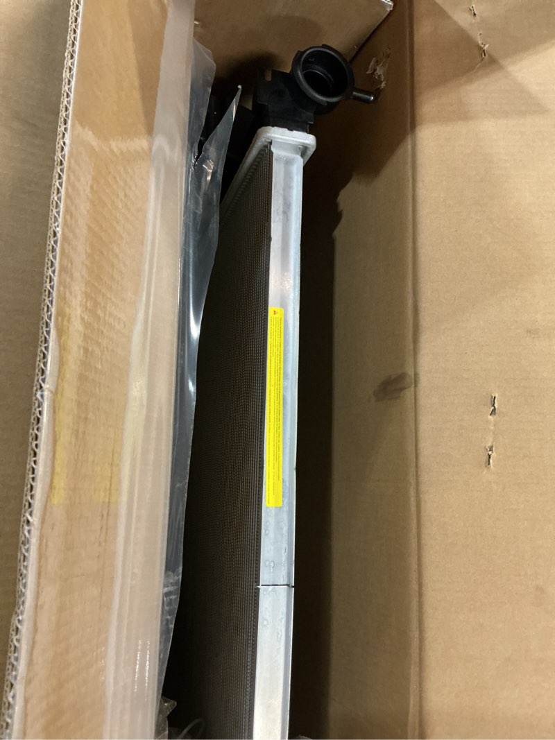 Condition photo showing Good Condition for Engine Coolant Radiator with Transmission Oil Cooler Compatible with Subaru Forester 09-13 2.5L Impr