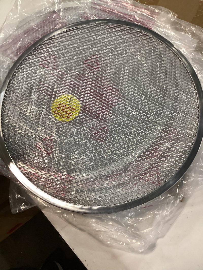 Condition photo showing New/Like New for New Star Foodservice Restaurant-Grade Seamless Aluminum Pizza Baking Screen, 10 Inch, Pack of 6 10-Inch Silver