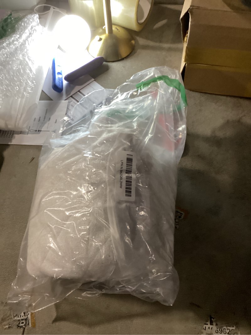 Condition photo showing Good Condition for Waterproof Bassinet Mattress Pad Cover Compatible with Maxi-COSI Iora/Swift Lightweight Portable Bassinet, 2 Pack, Ultra Soft Surface, Breathable and Easy Care Rectangular for Maxi-COSI Iora Bedside Bassinet