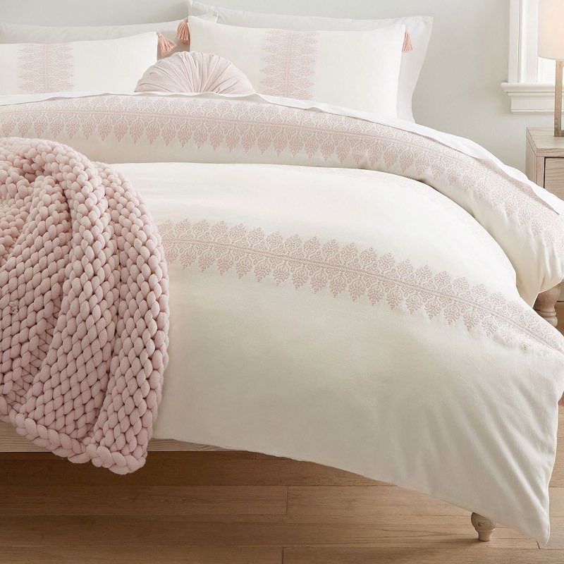 Indira Jacquard Duvet Cover (Twin)