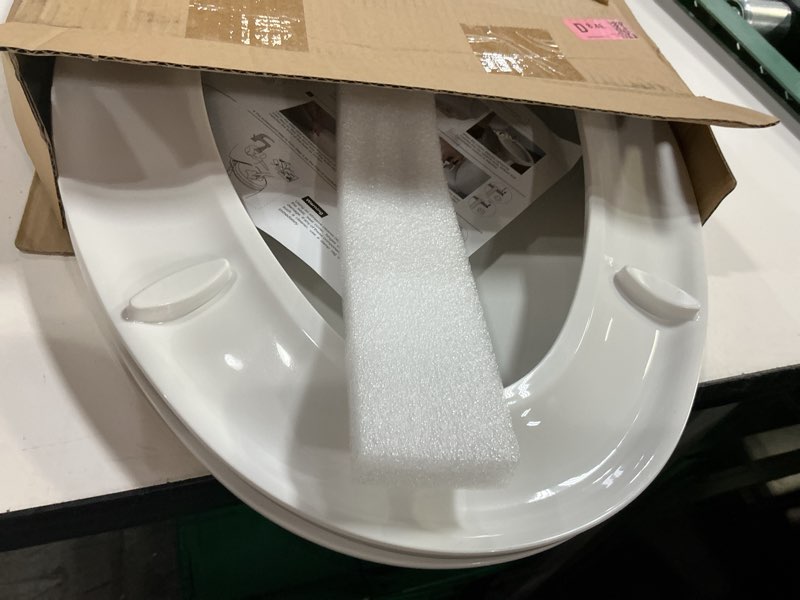 Condition photo showing Good Condition for hibbent elongated toilet seat with oval cover, soft close toilet seat, easy to install,never loosen hinge to prevent shifting, non-slip seat bumpers and easily cleaning(white) standard elongated 18.5" white