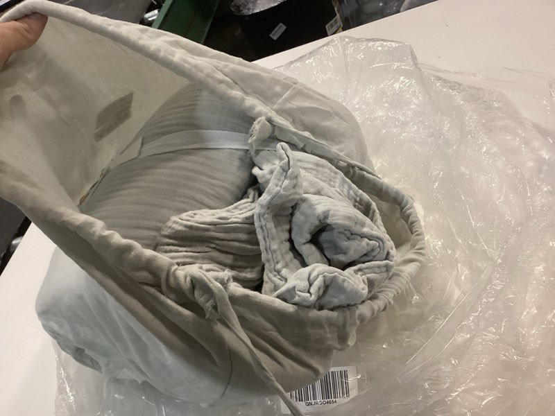 Condition photo showing New/Like New for organic cotton gauze duvet cover set, mist, queen