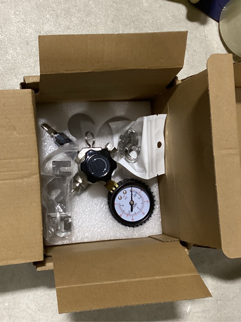 Condition photo showing Good Condition for beer secondary co2 regulator, single gas inlet keg regulator & 0-60psi gauges two-stage co2 regulator with relief valve & 5/16’’ barbed outlets for homebrew system or commercial kegs 1 input+ 1 output