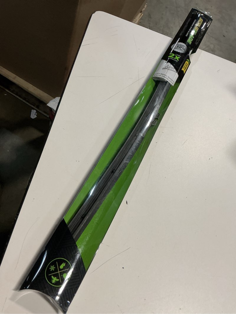 Condition photo showing New/Like New for 26  650mm black edition silicone scrubblade wiper blade