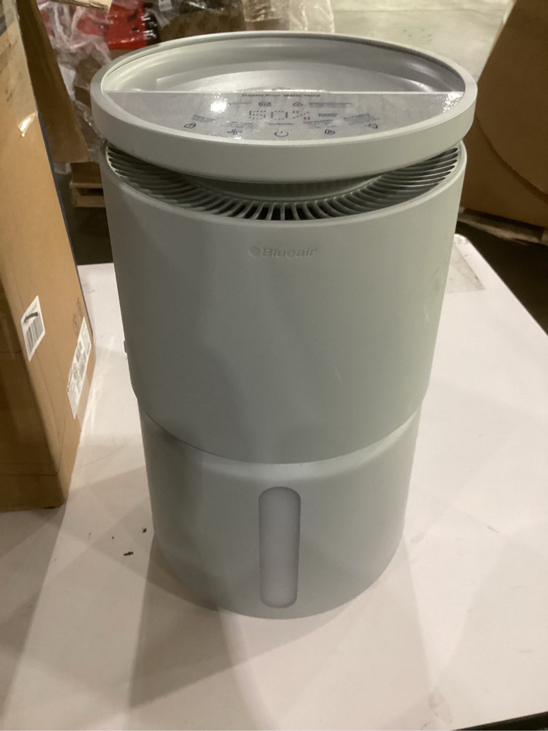 Condition photo showing Good Condition for blueair room humidifier - dreamwell - 72hr top-fill mist-free invisiblemist technology aroma stone for essential oils and soothing mood lighting - quiet operation for bedroom and home use, grey