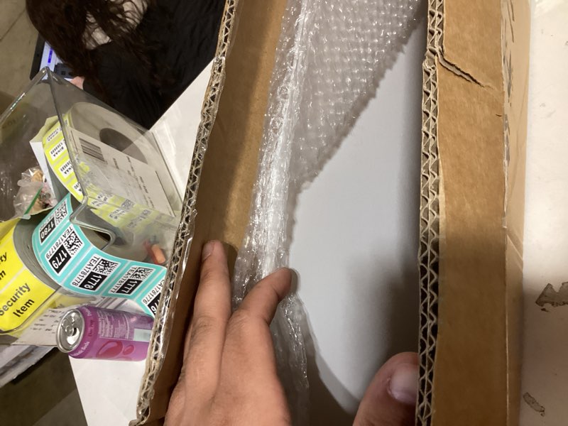 Condition photo showing Good Condition for kemimoto x3 rear windshield compatible with can am maverick x3 and max 2017-2025 pc heavy duty hard full back window windscreen scratch resistant utv accessories clear