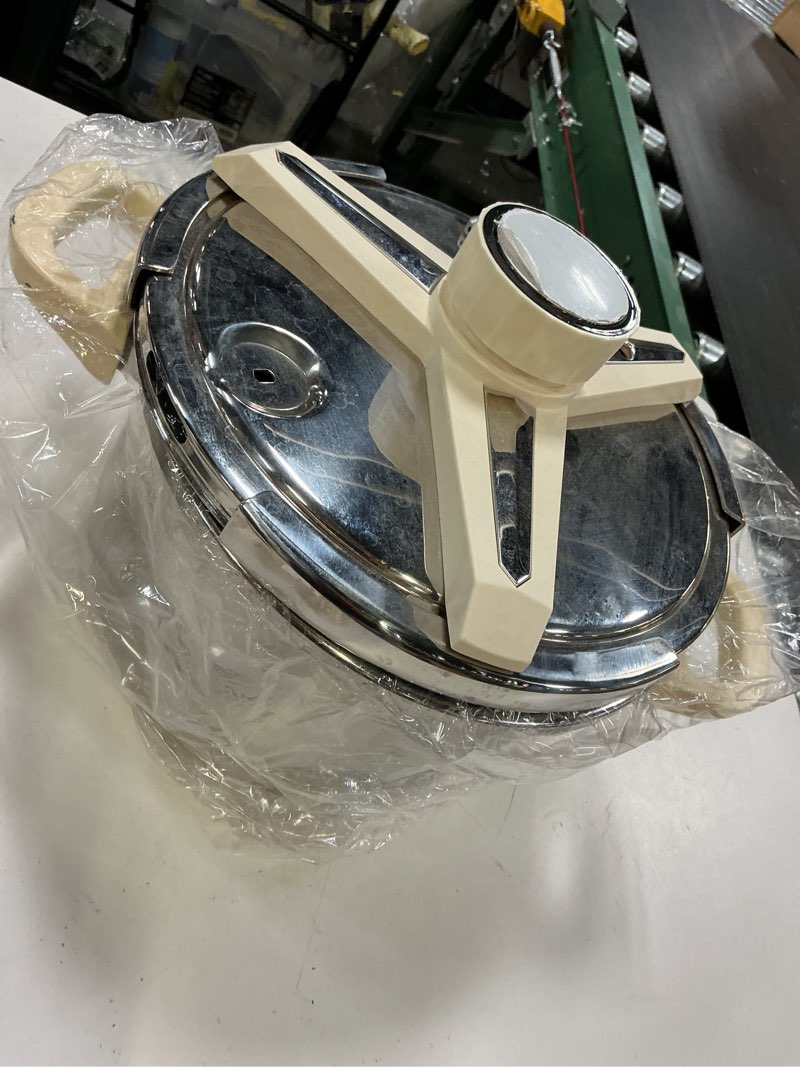 Condition photo showing As Is for stainless steel pressure cooker 9.5 qt, 10pcs cooking pressure cooker with glass lid & steamer rac, 3 psl settings, one-hand locking, compatible with gas & induction cooker, olla de presion set