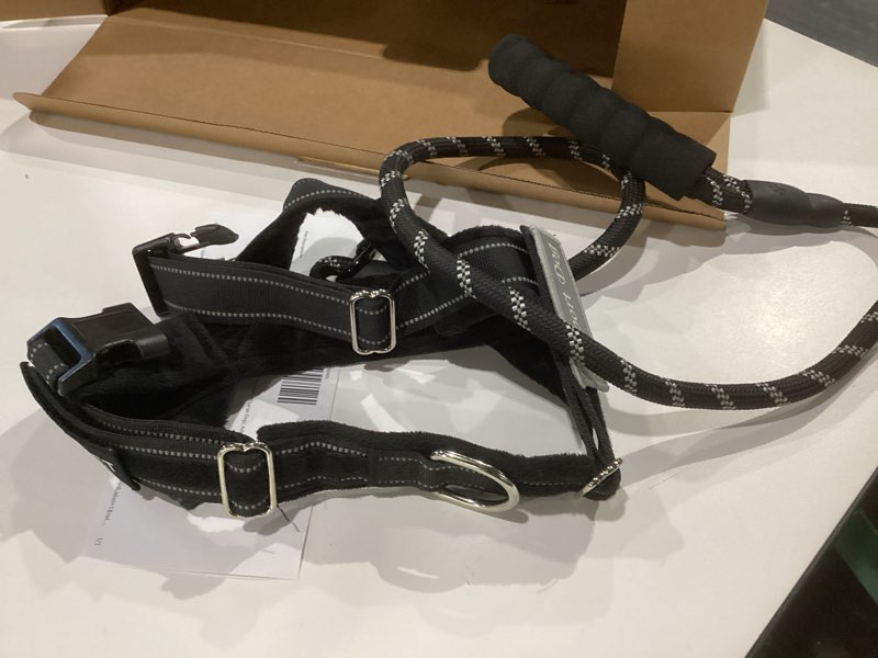 Condition photo showing Good Condition for Lukovee No Pull Dog Harness & Leash Set - Heavy Duty Dog Vest Harness with Soft Padded for Medium Large Dogs, Adjustable Reflective Tactical Pet Harness for Easy Walk and Training (L, Black) Large Black