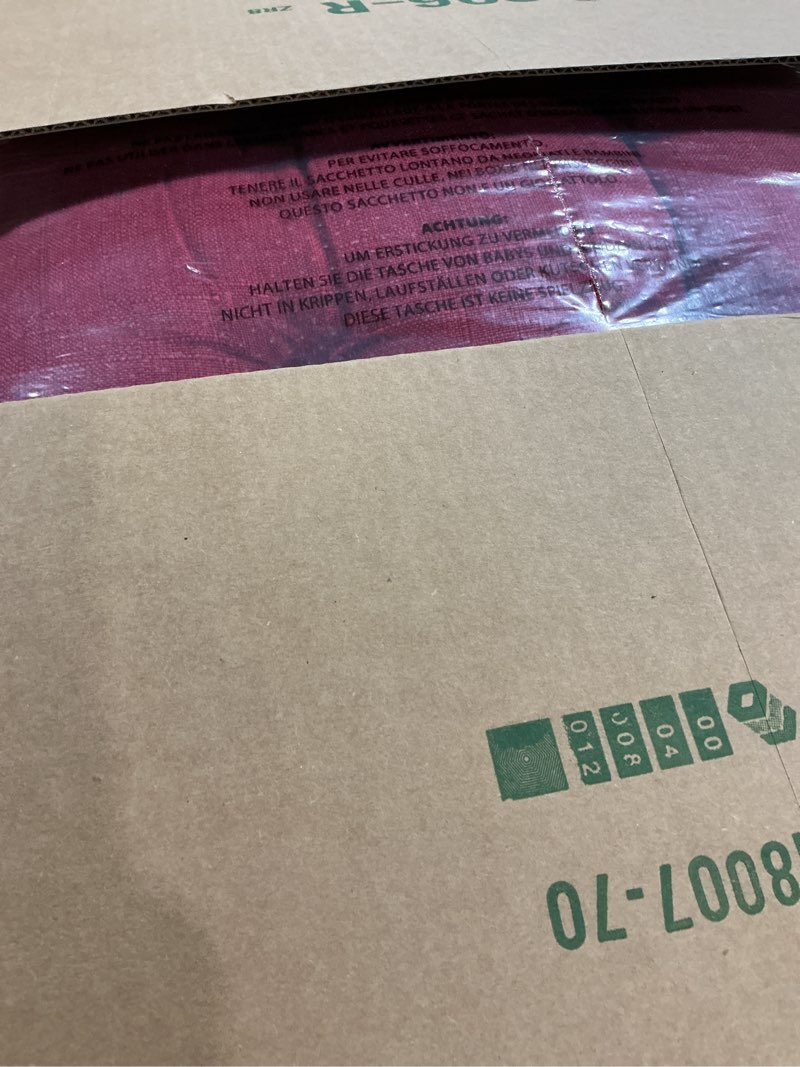 Condition photo showing New/Like New for iaseahk chair cushions for dining chairs, dining chair cushions, tufted indoor chair pads with ties & non slip backing, seat cushions for kitchen chairs 16.5” x 16.5” x 3.5”, set of 4, red red pack of 4