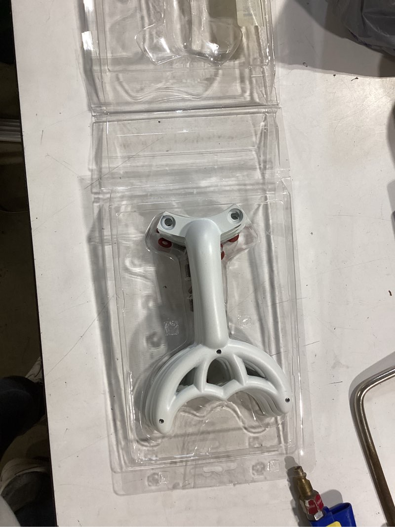Condition photo showing Good Condition for harbor breeze 5 -pack 4.52-in white ceiling fan blade arm