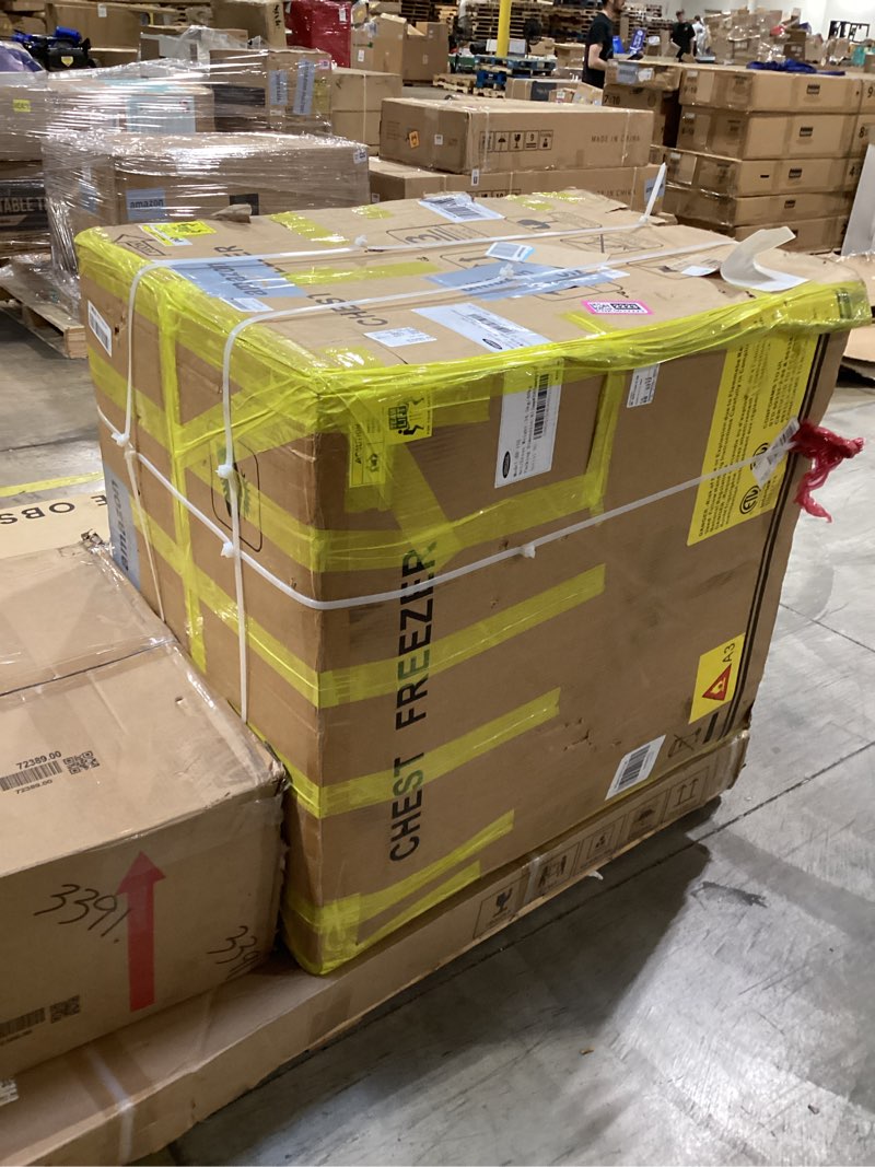 Condition photo showing New/Like New for 5.0 cubic feet chest freezer (-9.4°f to 5 °f) with removable basket, adjustable temperature, white 5.0 cu.ft
