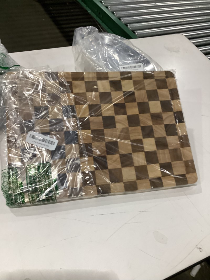 Condition photo showing Good Condition for Butcher board 