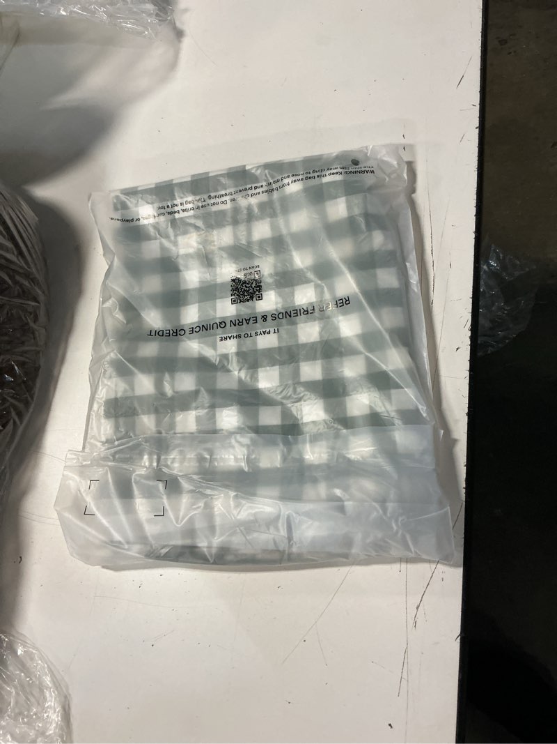 Condition photo showing Good Condition for classic organic percale sham set, standard, olive gingham