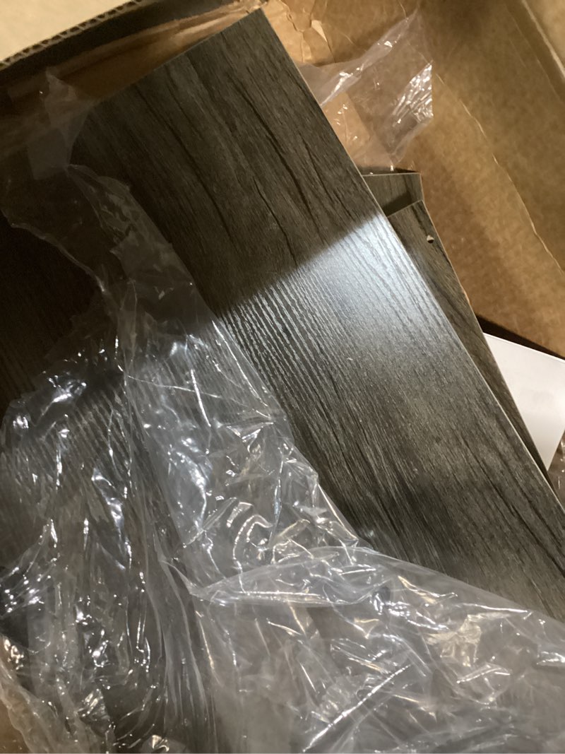 Condition photo showing Good Condition for Tribesigns Square Dining Table for 4, 31.5-Inch Small Kitchen Table with Sturdy Pedestal Base, Farmhouse Dinner Table for Dining Room, Living Room, Kitchen (Gray)