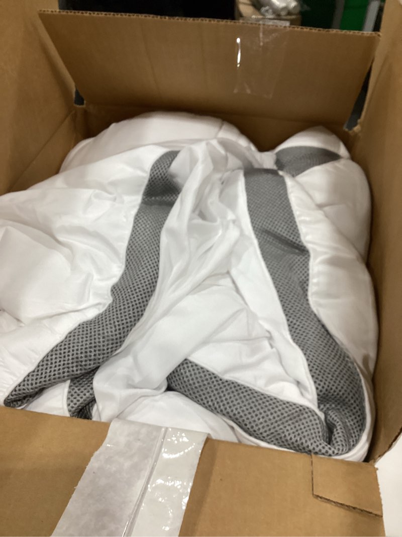 Condition photo showing Good Condition for 4 Inch Memory Foam Mattress Topper - L2 (39"x80")