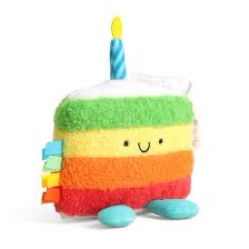 Itzy rizty snuggleverse cake