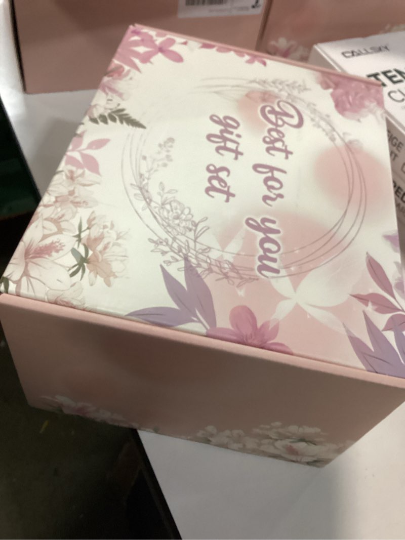 Condition photo showing New/Like New for Christmas Gifts Unique for Women Get Well Soon Gifts, Self Care Baskets Bath Set Care Package Thinking of You Gifts Relaxation Gifts for Women Mom Her Friend Wife Grandma w/ Blanket perfect purple