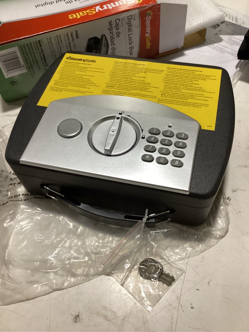Condition photo showing Good Condition for 0.08 cu. ft. portable safe box with digital lock