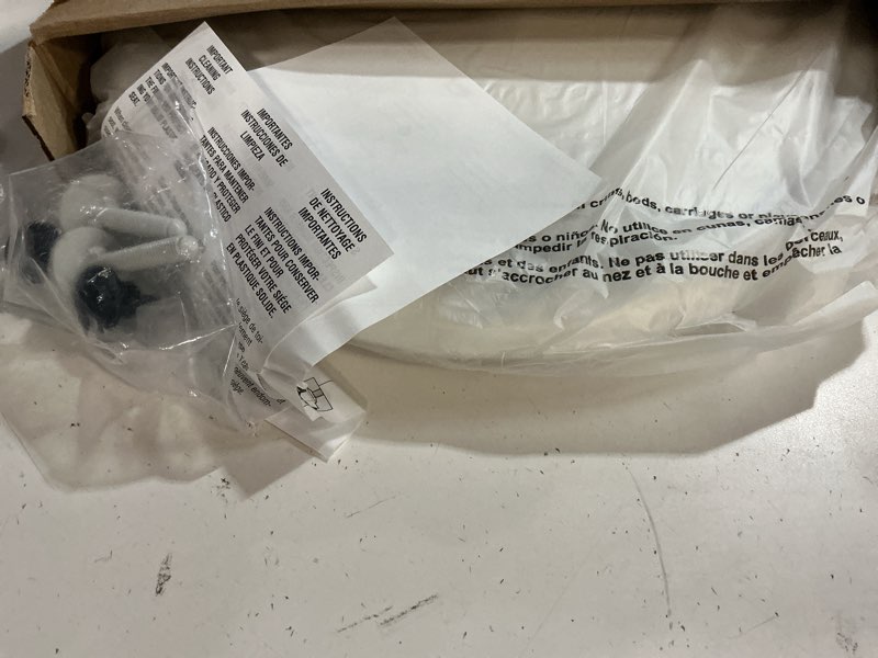 Condition photo showing New/Like New for bemis 730slec slow close toilet seat, easy clean hinges and durable plastic seat, made in usa, round, white