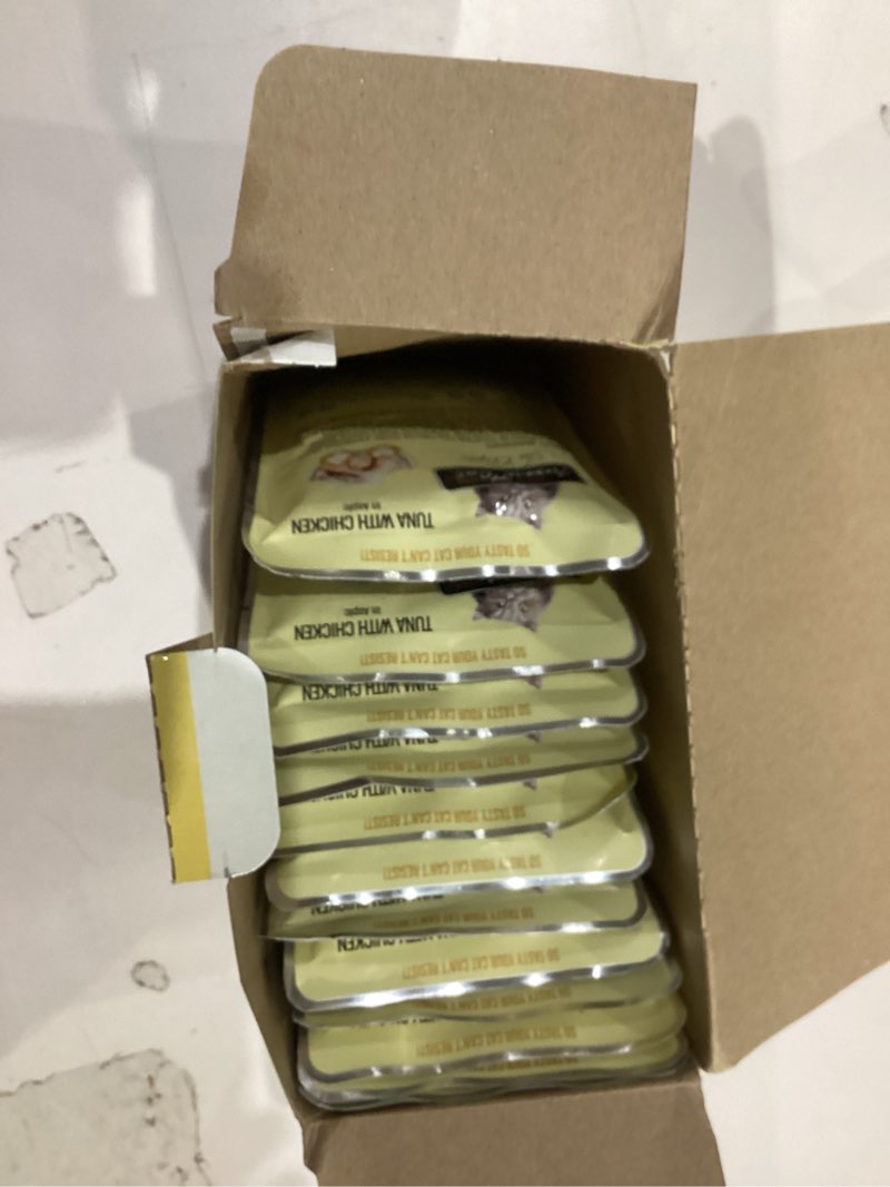 Condition photo showing Good Condition for fussie cat premium tuna w/chicken in aspic, 2.47 ounce (pack of 12)