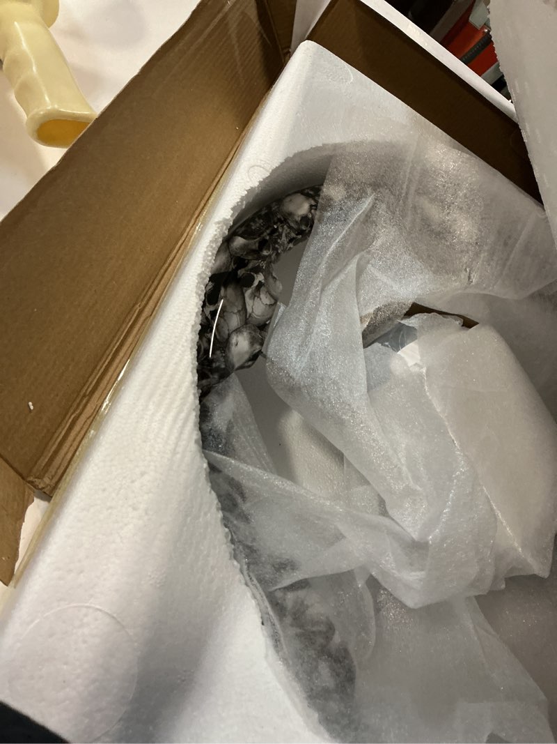 Condition photo showing As Is for 18" Solid Wood Skulls hydro-printed Truck Steering Wheel 4-Spoke Chrome Plated Aluminum Steering Wheel for Semi-Trailers,Trucks for Kenworth, Peterbilt, Volvo, Freightliner TS-401HPW