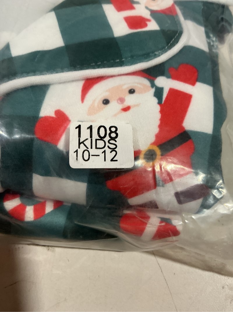 Condition photo showing New/Like New for ANGELGGH Family Christmas PJs Matching Sets 2 Pcs Festival Party Pajamas Holiday Warm Sleepwear Couples Button Loungewear Men Small Green Snowman