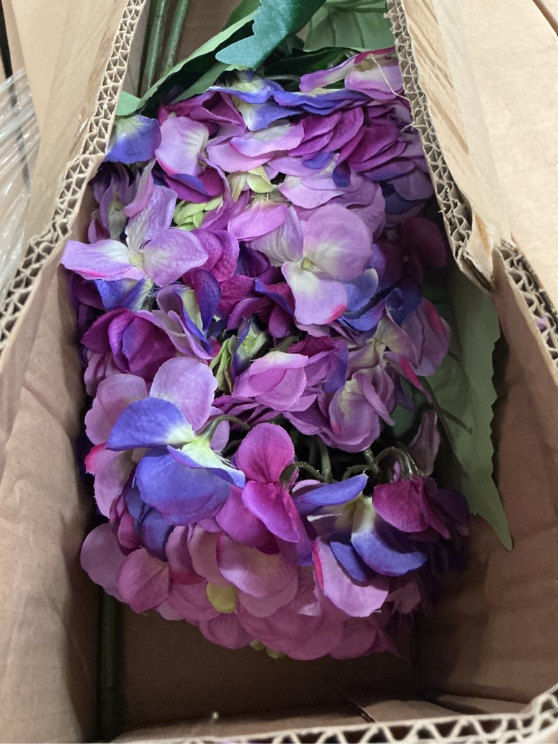 Condition photo showing New/Like New for 32in. hydrangea artificial flower (set of 6)