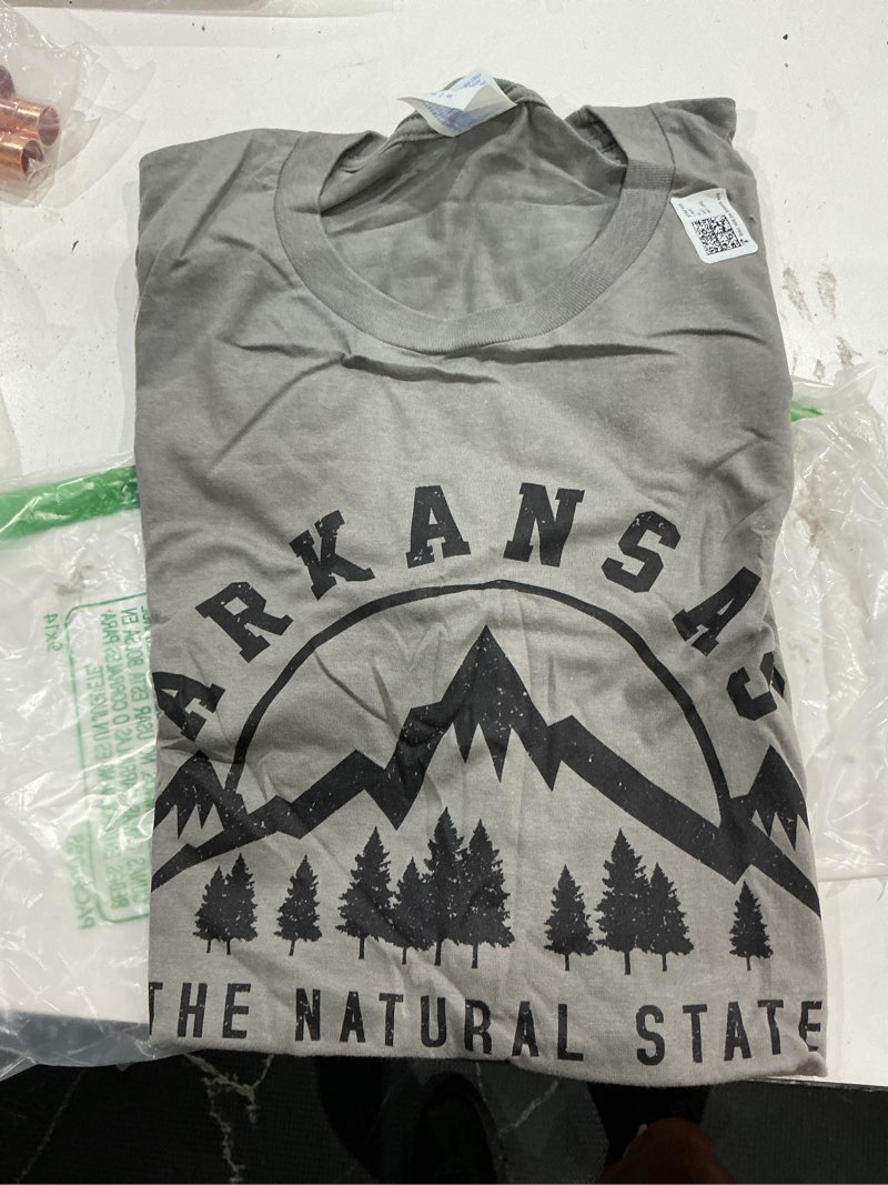 Condition photo showing Good Condition for arkansas - natural state america usa souvenir t-shirt size l. color gray