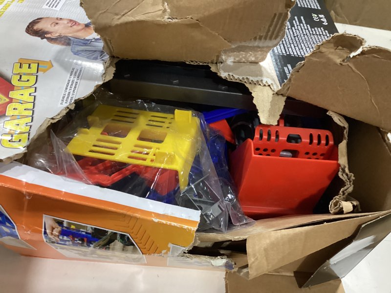 Condition photo showing Good Condition for monster jam garage playset and storage with exclusive grave digger monster truck, lights & sounds, kids toys for boys and girls ages 4 and up
