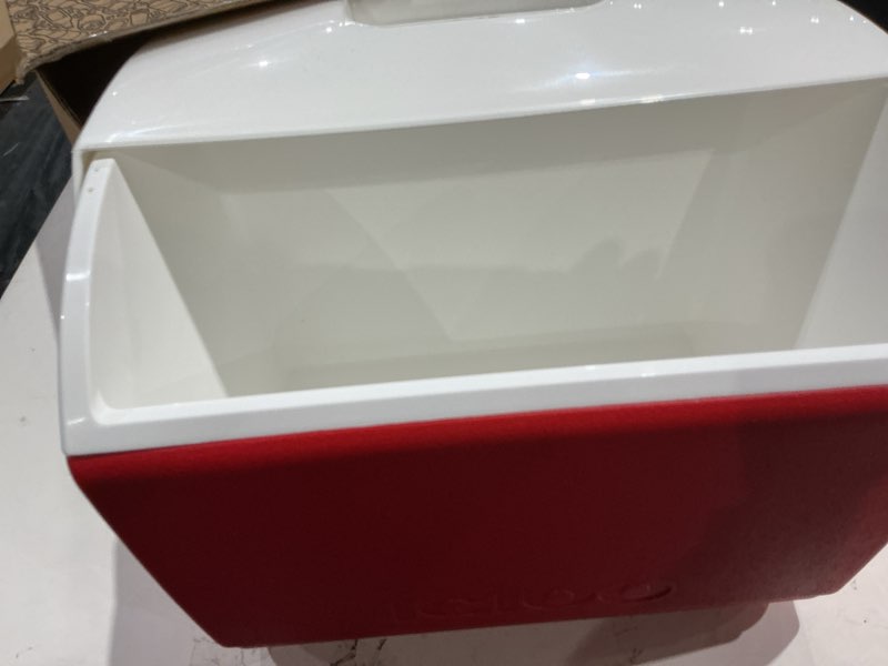 Condition photo showing As Is for igloo 14-16 qt hardsided lunch playmate pal cooler red ice packs
