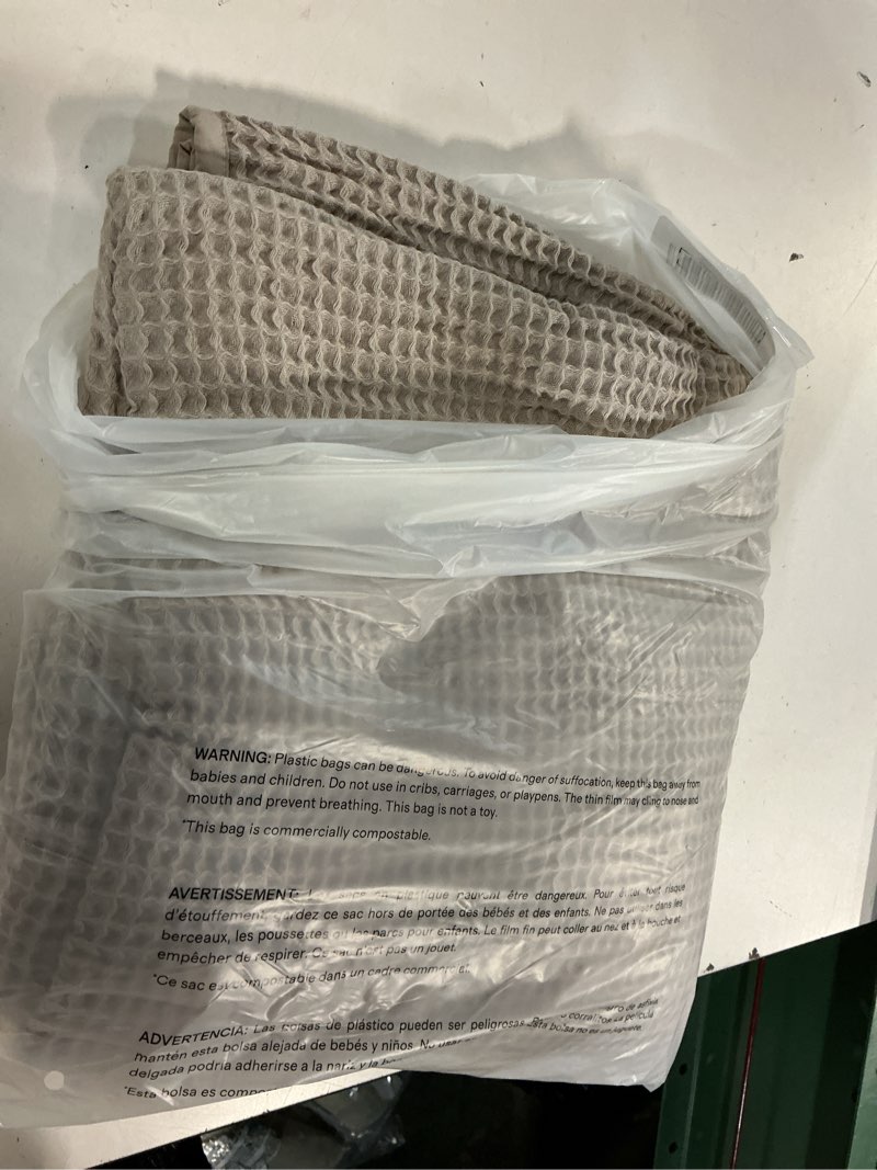Condition photo showing Good Condition for organic waffle bed blanket, dove full/queen